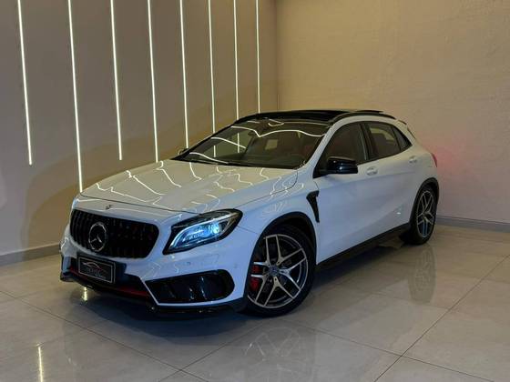 MERCEDES-BENZ GLA 45 AMG 2.0 16V TURBO GASOLINA 4P AUTOMÁTICO MERCEDES-BENZ GLA 45 AMG 2.0 16V TURBO GASOLINA 4P AUTOMÁTICO